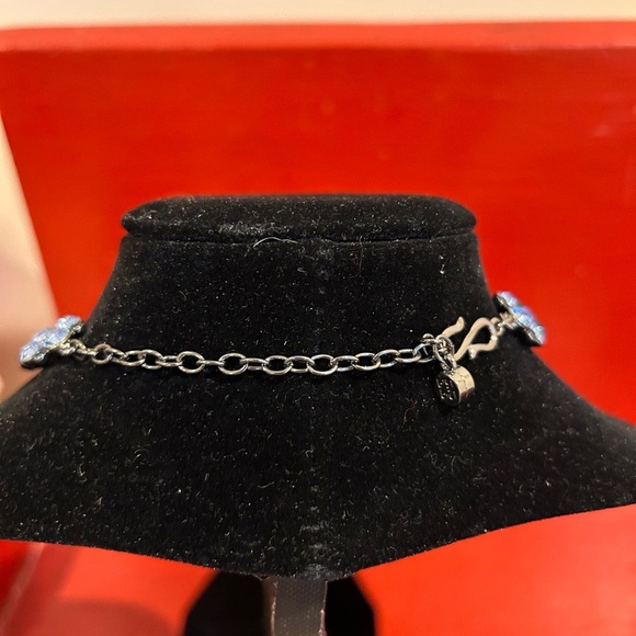 Blue crystal necklace - Picture 3 of 5